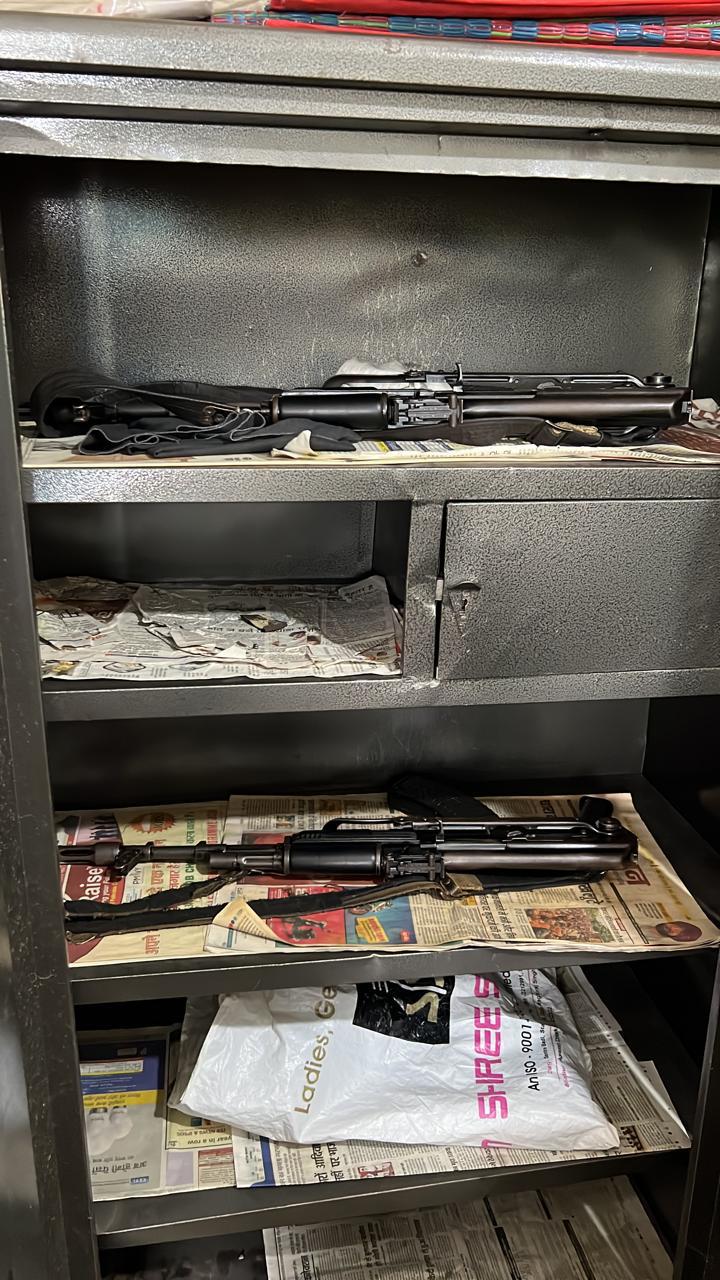 BREAKING : प्रेम प्रकाश के आवास पर दो Ak 47 बरामद मामले में दो जवान निलंबित