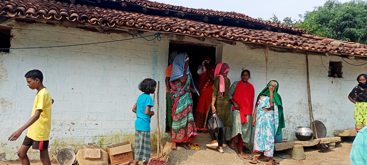 शहीद मेला देख कर घर लौट रहे तीन युवकों की मौत, गांव में मातम का माहौल