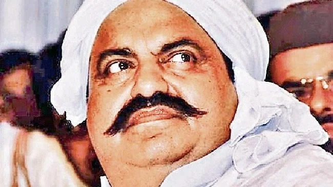 उमेश पाल शूटआउट कांड में बाहुबली पूर्व सांसद अतीक अहमद की बढ़ेगी मुश्किलें, माफिया पर अब ईडी का कसेगा शिकंजा