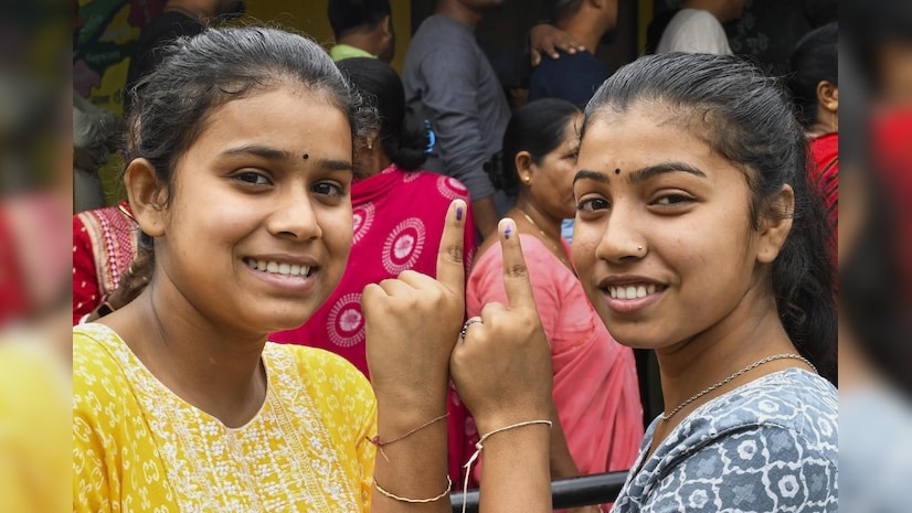 Jharkhand Loksabha Poll- शाम पांच बजे तक चतरा-60, हजारीबाग-63 और कोडरमा- 61 और गांडेय उपचुनाव में 66 फीसदी मतदान की खबर