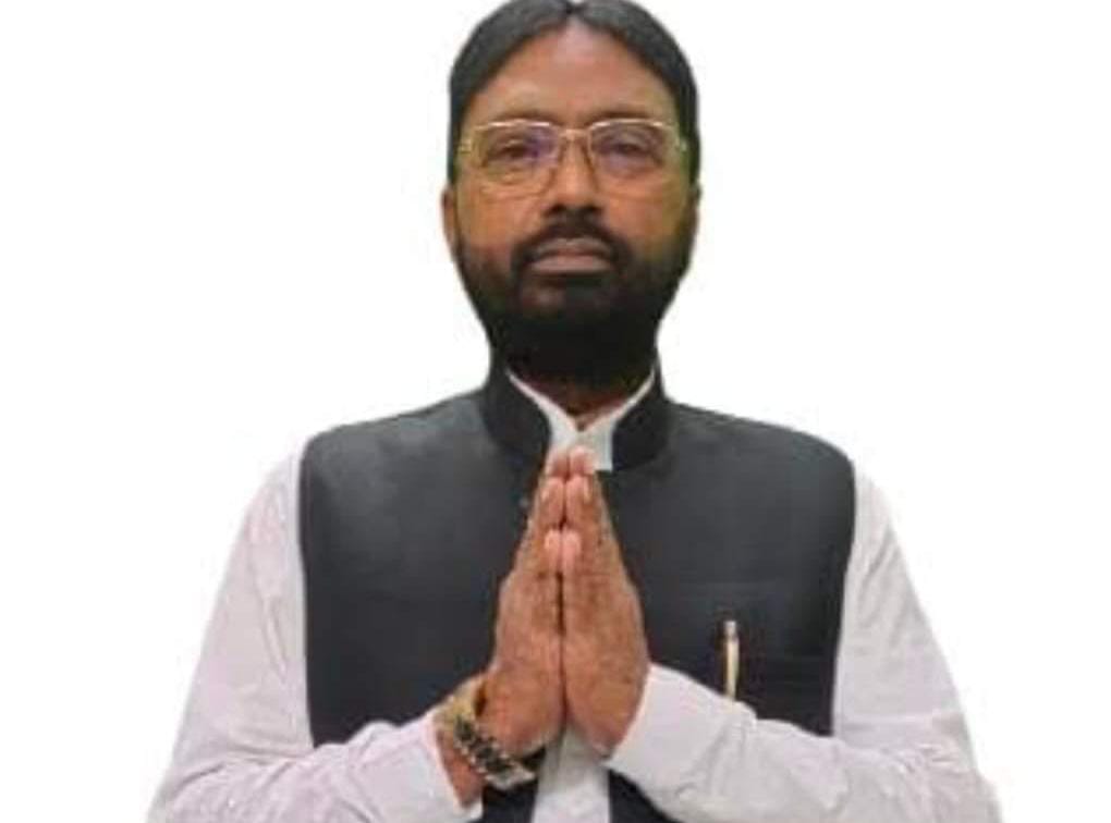 Know Your MLA: झारखंड के ऐसे विधायक जिन्होंने चापानल मरम्मत से मंत्री बनने तक का तय किया सफर, पढ़ें देवघर से 4 बार जीतनेवाले सुरेश पासवान का राजनीतिक सफर