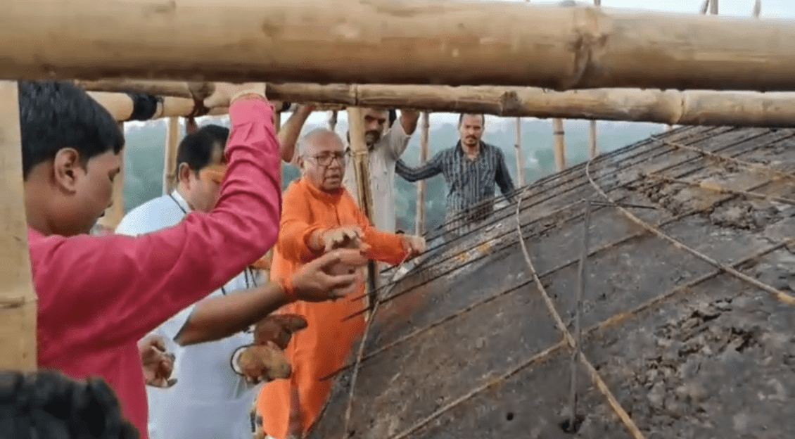 30 वर्षों के इंतज़ार के बाद केबुल टाउन में लक्ष्मी नारायण मंदिर के शिखर निर्माण कार्य का शुभारंभ