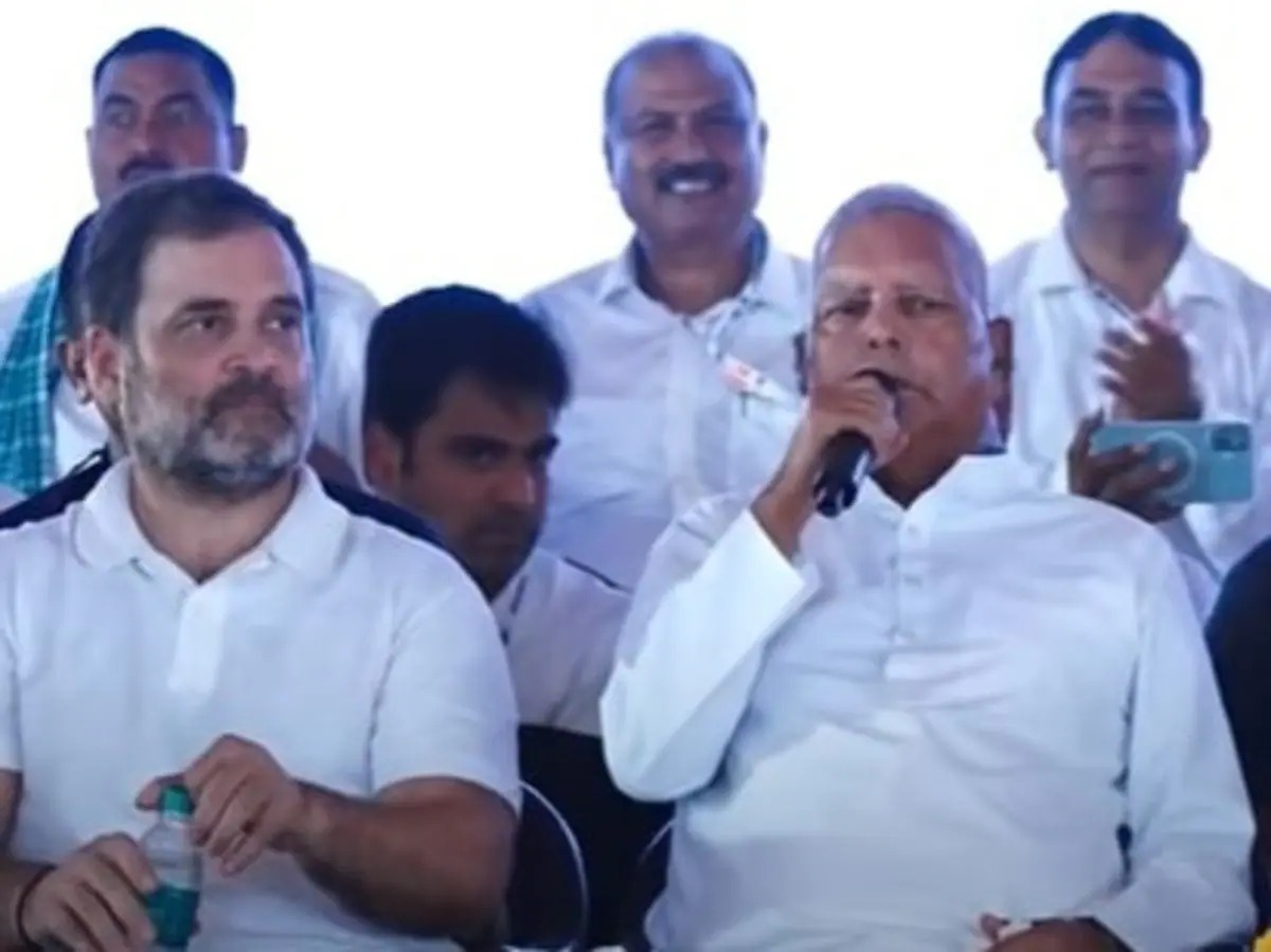 Bihar :पुराने अंदाज में दिखे लालू ,यह क्या कह दिया कि -"लागल- लागल झुलनिया में धक्का, बलम पहुंच गईले कलकत्ता"