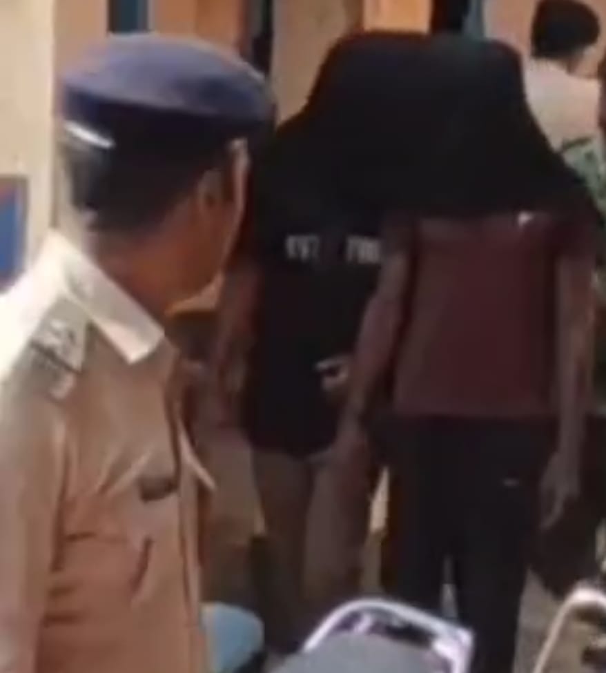 धनबाद पुलिस को मिली बड़ी सफलता: पढ़िए -एक बाइक कैसे बन गई 16 को बरामद कराने का जरिया