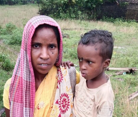 सावधान: आपके घर में भी है मासूम तो यह खबर जरूरी है , दुमका में खेलते खेलते इस बच्चे के साथ जो हुआ सुनकर कांप उठेंगे आप