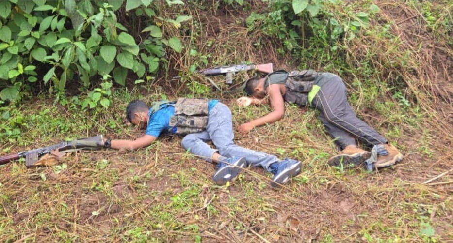 Breaking: गुमला में नक्सलियों के साथ Encounter, 3 नक्सली ढेर