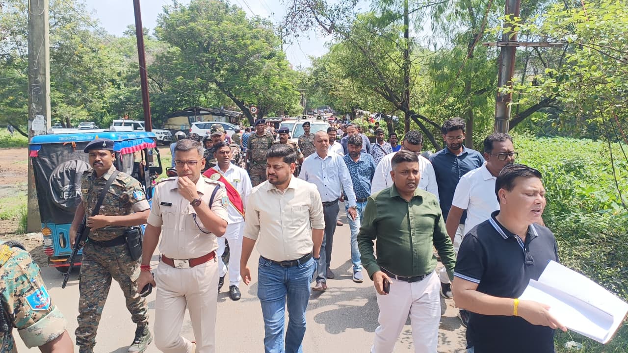 Dhanbad: दुर्गा पूजा के बाद कैसे बदलने वाली है 72 एकड़ में फैले इस तालाब की किस्मत,पढ़िए डिटेल्स में