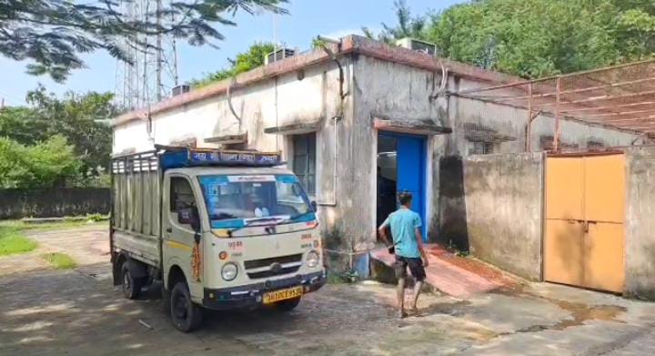 नशा करने पर घर वालों ने जब डांटा तो फंसी पर झूल गया ये युवक,फिर घरवालों ने कर दी ये गलती