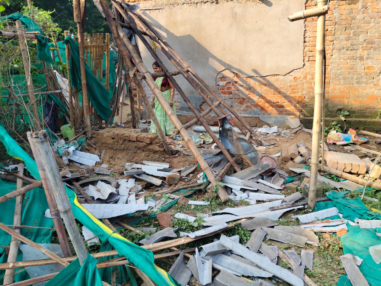 Bihar News: झाझा में सिलेंडर ब्लास्ट! धमाके से दहला इलाका, एक लाख की संपत्ति जलकर खाक