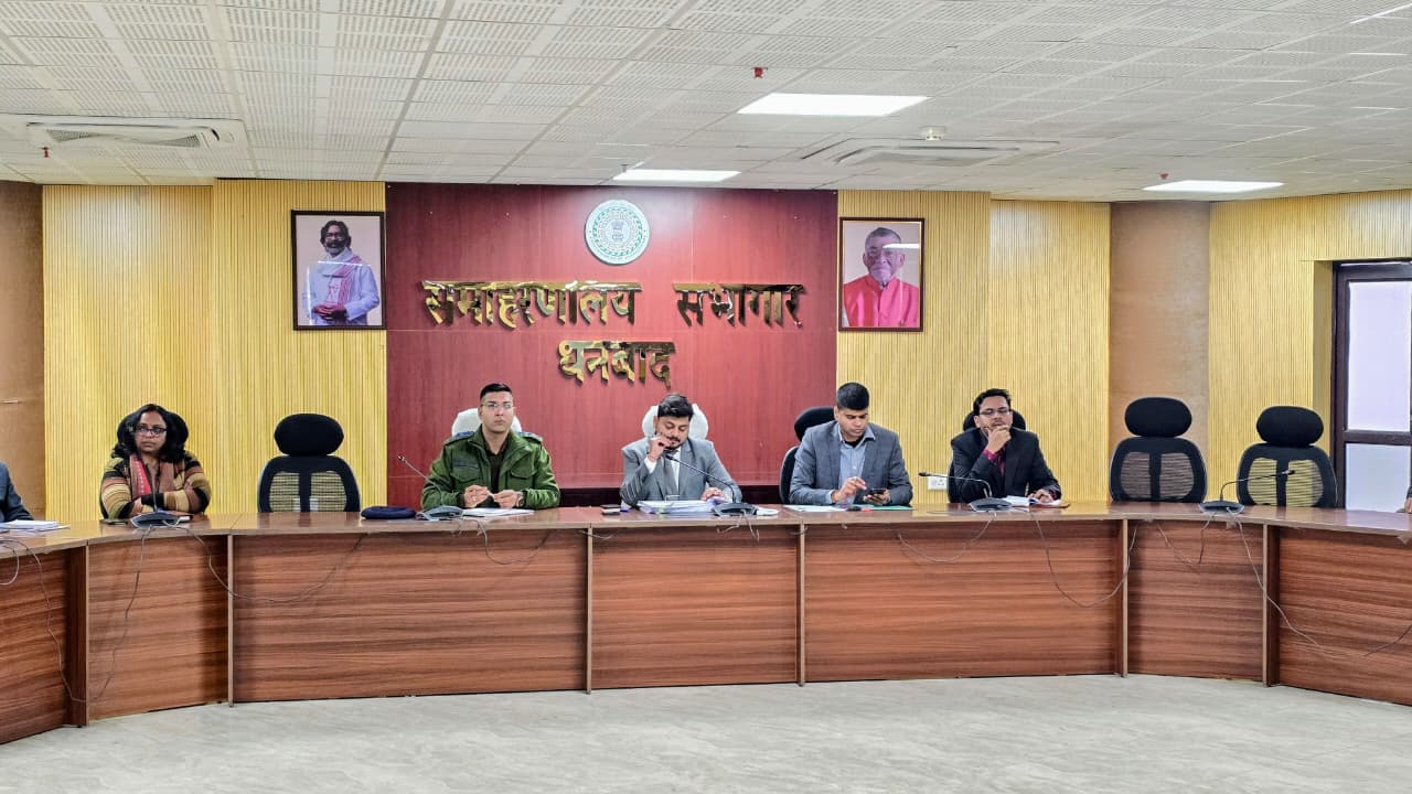 समिति की बैठक में कई बड़े महत्वपूर्ण निर्णय:  ट्रैफिक पुलिस होगी सशक्त,स्पीड लिमिट क्रॉस किया तो भुगतना होगा खामियाजा!