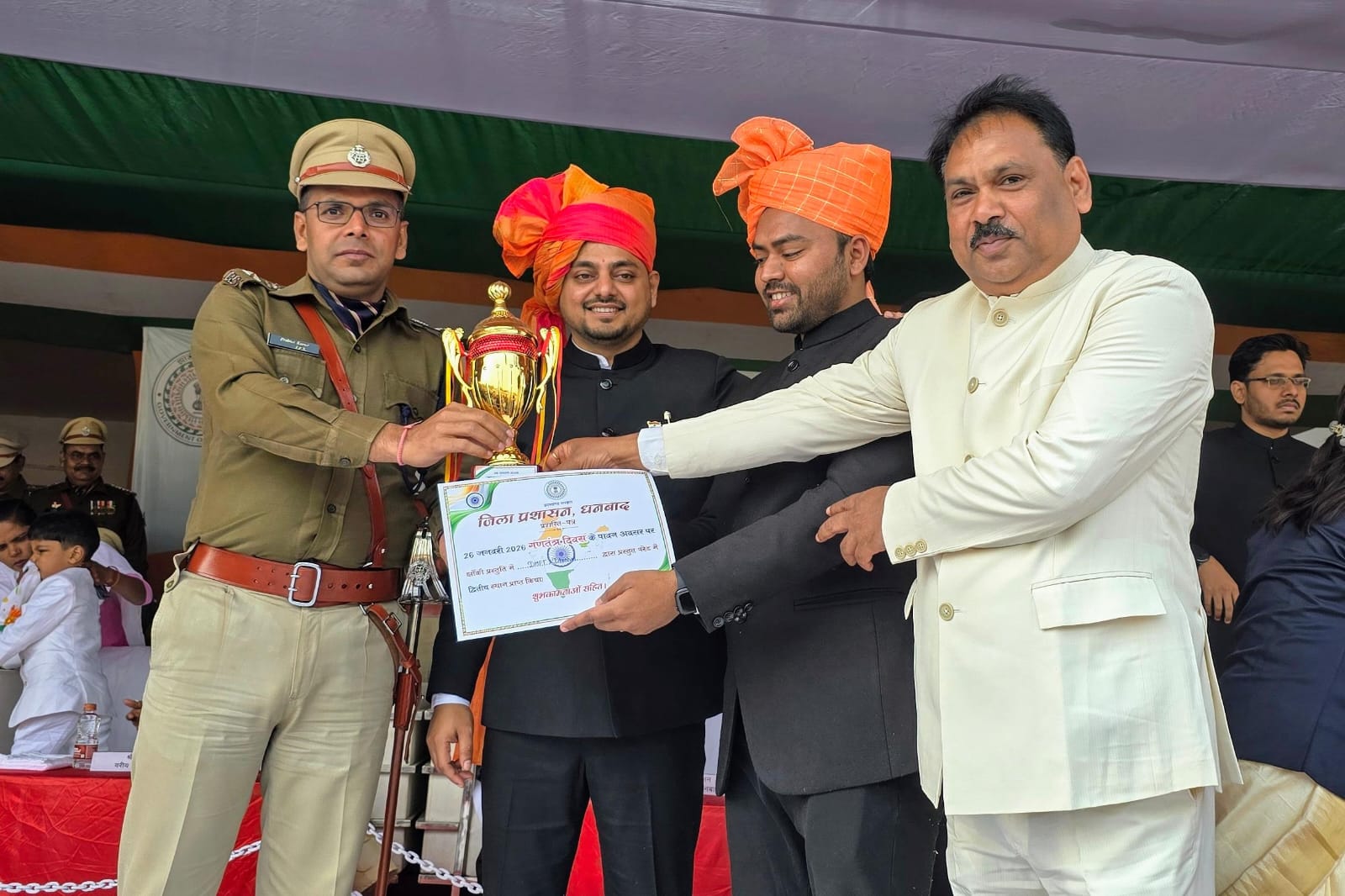 धनबाद में गणत्रंत्र दिवस : झांकी में जेआरडीए ने मार ली बाजी, जानिए क्या थी थीम