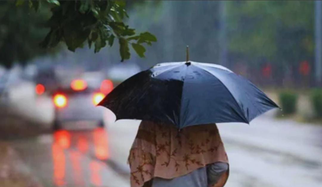 Weather Alert: आज से करवट लेगा झारखंड का मौसम, इन जिलों में होगी बारिश, 3 से 4 डिग्री गिरेगा पारा